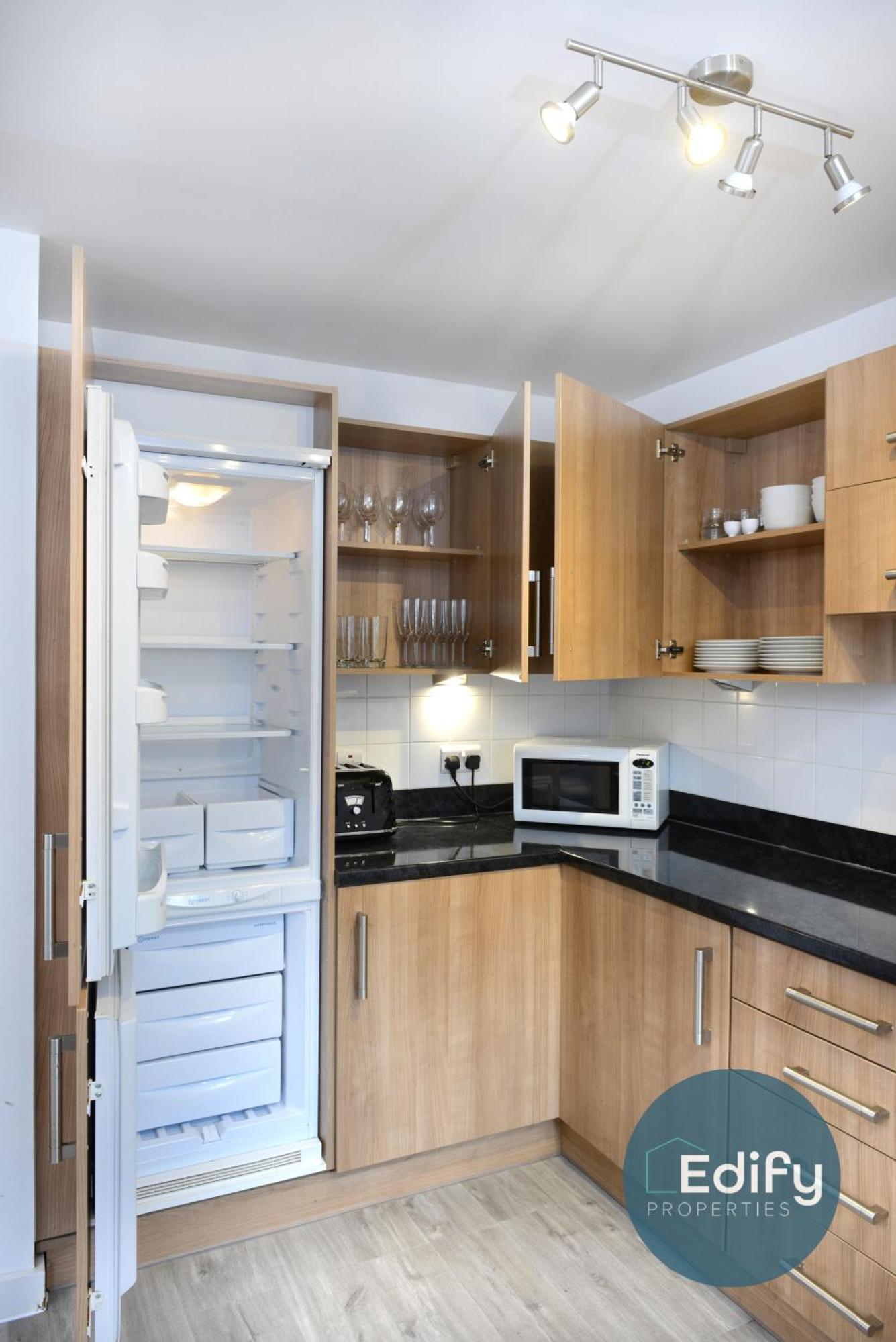 City Centre Townhouse, Sleeps 8, Free Parking Southampton Buitenkant foto